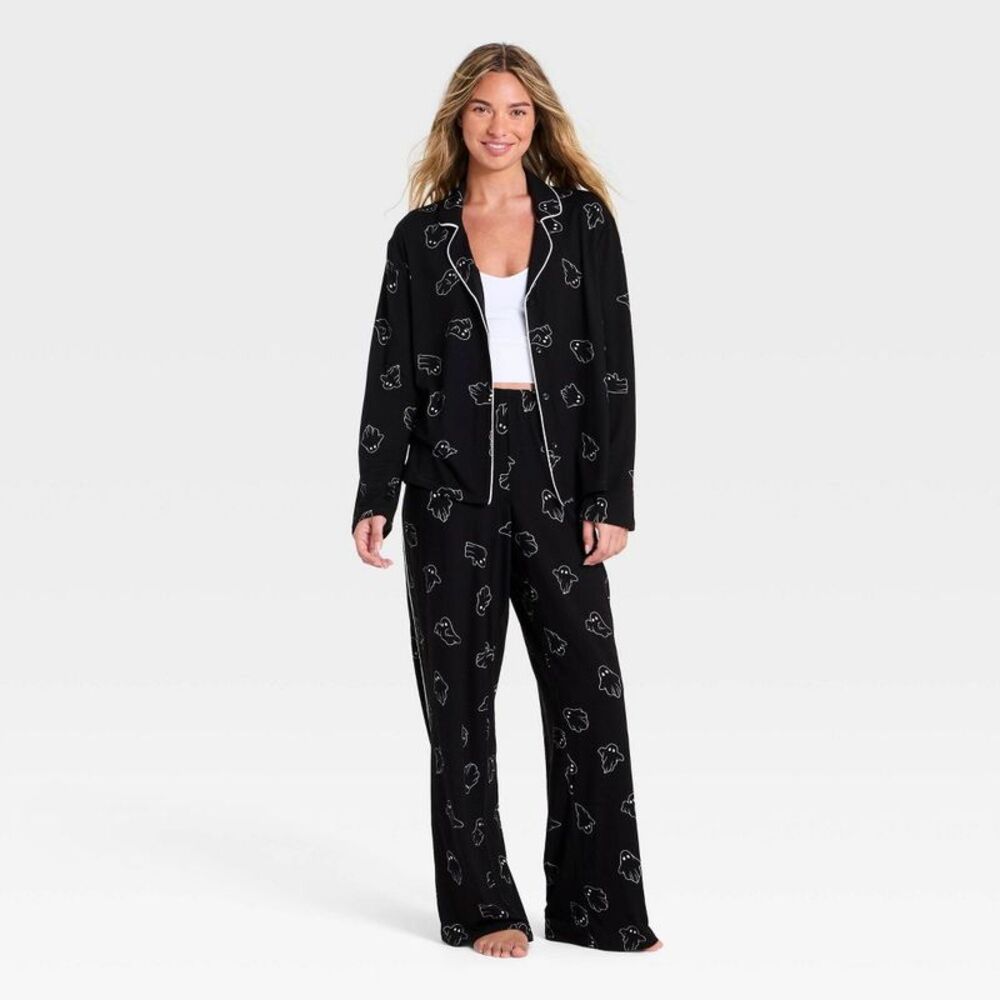 Women's Halloween Jersey Long Sleeve Notch Collar Pajama Set - Black XS